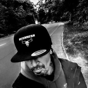 Meet your Posher, Roman